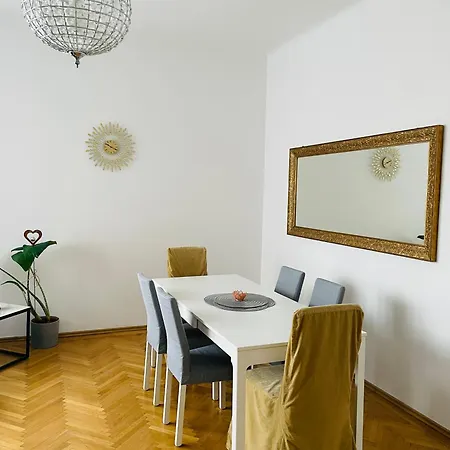 Blue Church Views - Central, Quiet, Bright - 4th Floor Corner 125m2 Bratislava