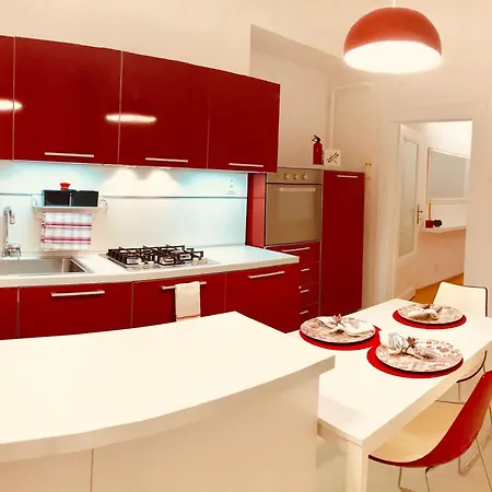 Blue Church Views - Central, Quiet, Bright - 4th Floor Corner 125m2 Apartment Bratislava