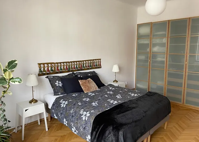 Blue Church Views Bezrucova - 3 Bedrooms Sleeps 6 * Bratislava