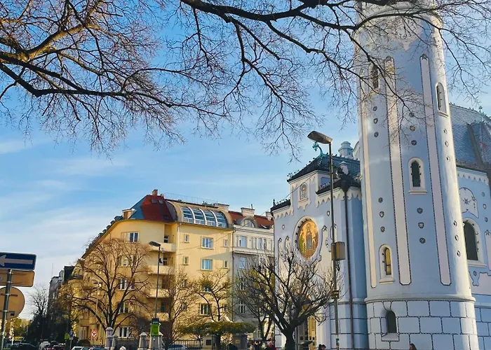 Blue Church Views Bezrucova - 3 Bedrooms Sleeps 6 Appartement Bratislava