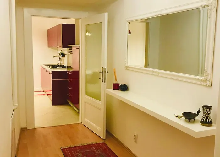 Appartement Blue Church Views Bezrucova - 3 Bedrooms Sleeps 6 Bratislava