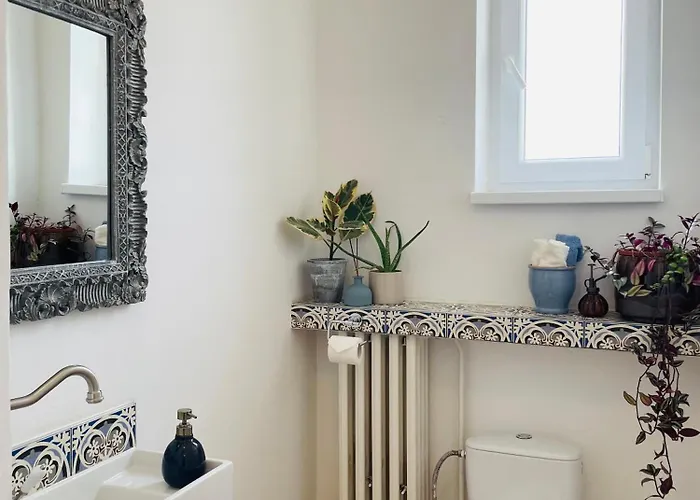 Blue Church Views Bezrucova - 3 Bedrooms Sleeps 6 * Bratislava